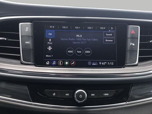Certified 2020 Buick Enclave Essence w/ LPO, Touring Package AWD/4WD image 6