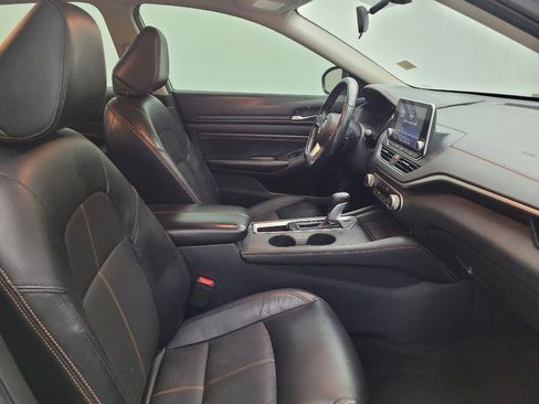 Used 2019 Nissan Altima 2.5 SR FWD image 21