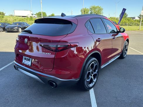 Used 2022 Alfa Romeo Stelvio Ti w/ Active Assist Plus Package AWD/4WD image 8