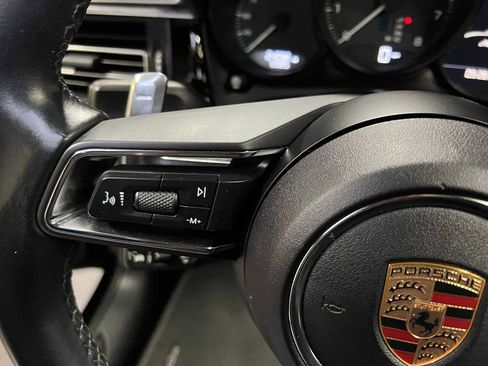 Used 2024 Porsche Macan image 54