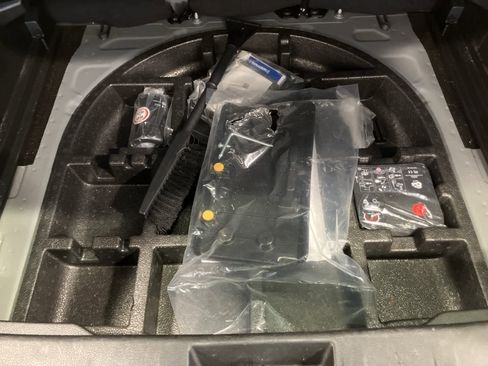 Used 2023 Jeep Renegade Latitude image 30