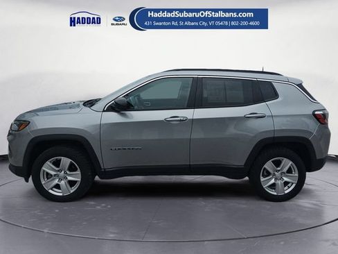Used 2022 Jeep Compass Latitude w/ Convenience Group AWD/4WD image 2