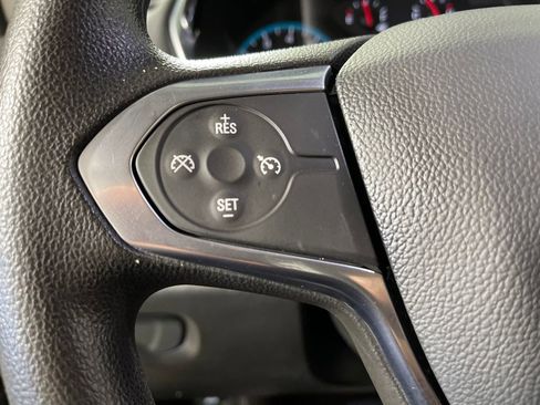 Used 2020 Chevrolet Traverse LS image 30