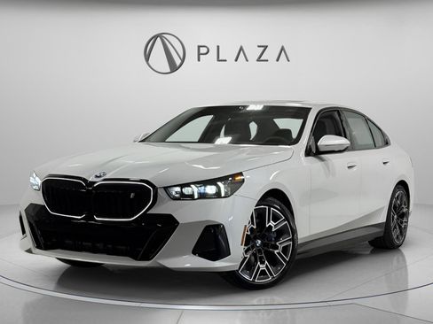 New 2026 BMW i5 eDrive40 w/ M Sport Package image 1