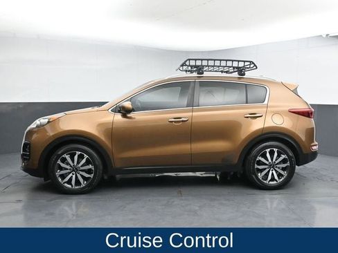 Used 2017 Kia Sportage EX image 7