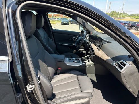 Used 2025 BMW 330i Sedan RWD image 26