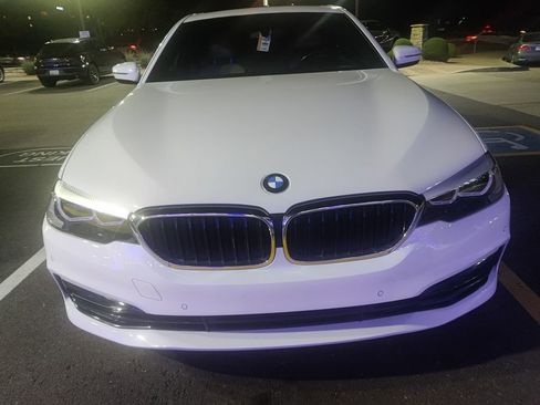 Used 2017 BMW 530i image 2