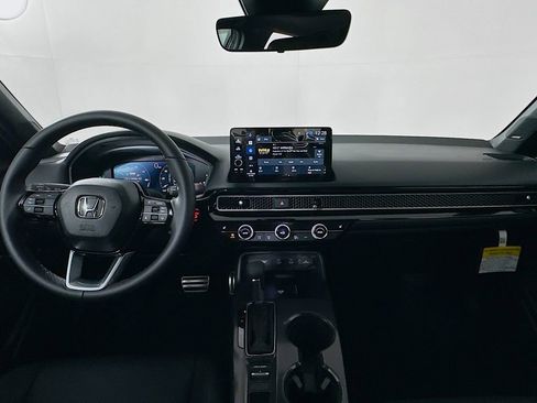 Used 2025 Honda Civic Sport Touring image 3