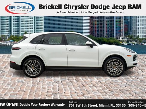 Used 2022 Porsche Cayenne Platinum Edition AWD/4WD image 6