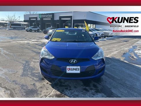 Used 2013 Hyundai Veloster Base image 12