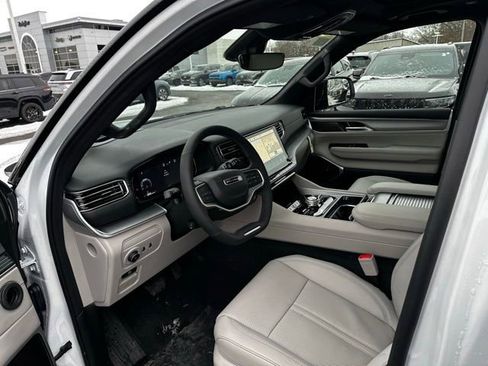 New 2025 Jeep Wagoneer L Series III w/ Quick Order Package 25C Super image 16