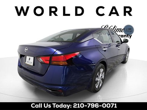 Certified 2024 Nissan Altima 2.5 S image 9