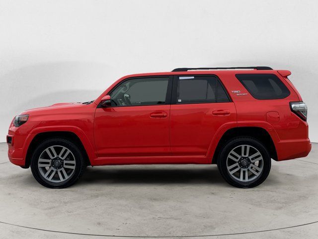 Used 2024 Toyota 4Runner TRD Sport AWD/4WD image 8