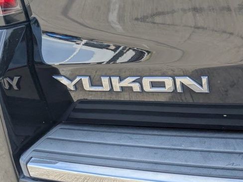 Used 2017 GMC Yukon Denali w/ Open Road Package image 7