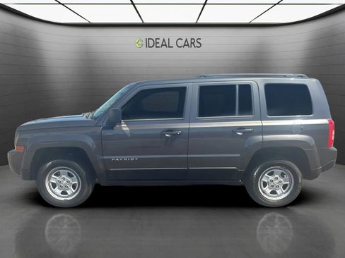Used 2016 Jeep Patriot Sport w/ Power Value Group AWD/4WD image 8