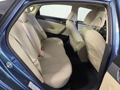 Used 2016 Hyundai Sonata SE FWD image 12