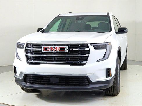 New 2025 GMC Acadia Elevation image 2