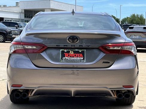 Used 2024 Toyota Camry XSE FWD image 5