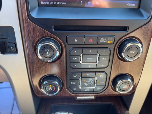 Used 2013 Ford F150 Lariat w/ Lariat Chrome Pkg AWD/4WD image 22