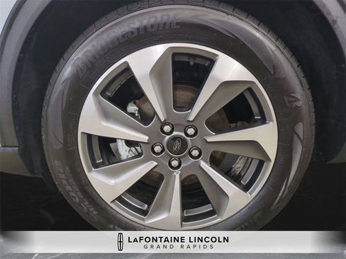 Used 2023 Ford Escape Platinum image 33