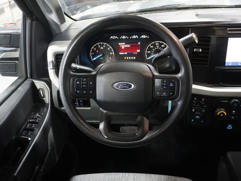 Used 2023 Ford F250 XLT image 11