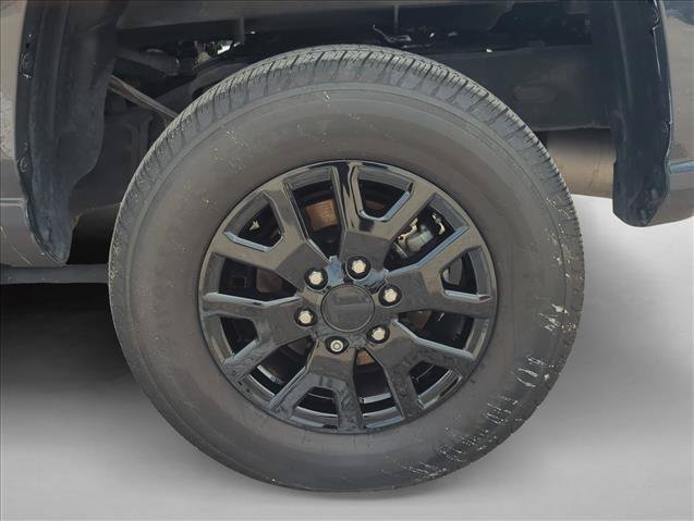Certified 2024 Toyota Tacoma SR5 AWD/4WD image 9