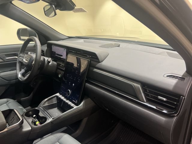 New 2026 GMC Terrain AT4 w/ Convenience Package III AWD/4WD image 24