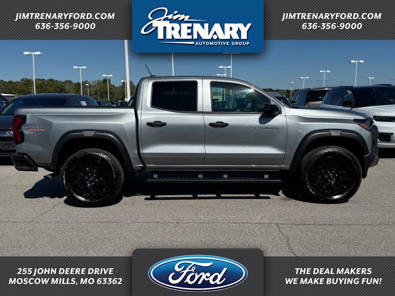 Used 2026 Chevrolet Colorado Trail Boss AWD/4WD image 1