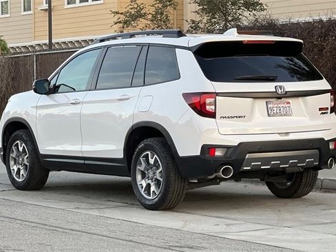 Used 2023 Honda Passport TrailSport image 6