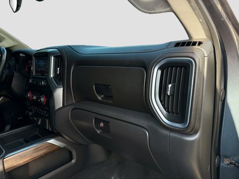 Used 2020 Chevrolet Silverado 1500 LT Trail Boss image 32