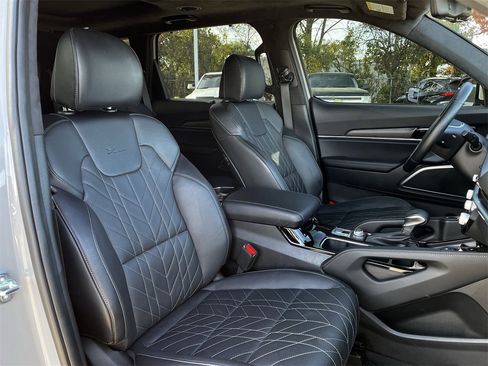 Used 2024 Kia Telluride SX Prestige X-Line image 26