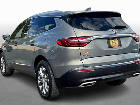 Used 2018 Buick Enclave Avenir w/ Avenir Technology Package image 10