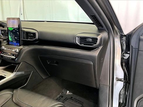 Used 2020 Ford Explorer ST w/ ST Street Pack image 16