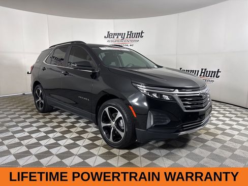 Used 2022 Chevrolet Equinox LT image 4