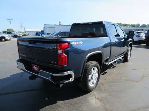 Used 2020 Chevrolet Silverado 3500 LTZ w/ LTZ Convenience Package AWD/4WD image 4