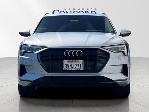 Used 2021 Audi e-tron Premium w/ Convenience Plus Package AWD/4WD image 9