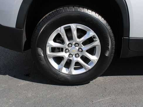 Used 2021 Chevrolet Traverse LT AWD/4WD image 14