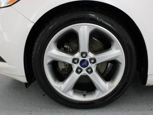 Used 2016 Ford Fusion SE image 71