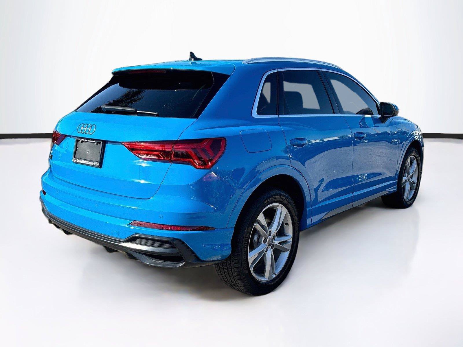 Used 2020 Audi Q3 2.0T Premium Plus w/ Premium Plus Package AWD/4WD image 7
