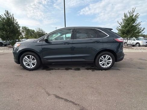 Used 2019 Ford Edge SEL w/ Equipment Group 201A AWD/4WD image 2