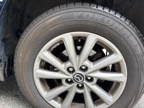 Certified 2025 MAZDA CX-5 AWD 2.5 S w/ Preferred Package image 5