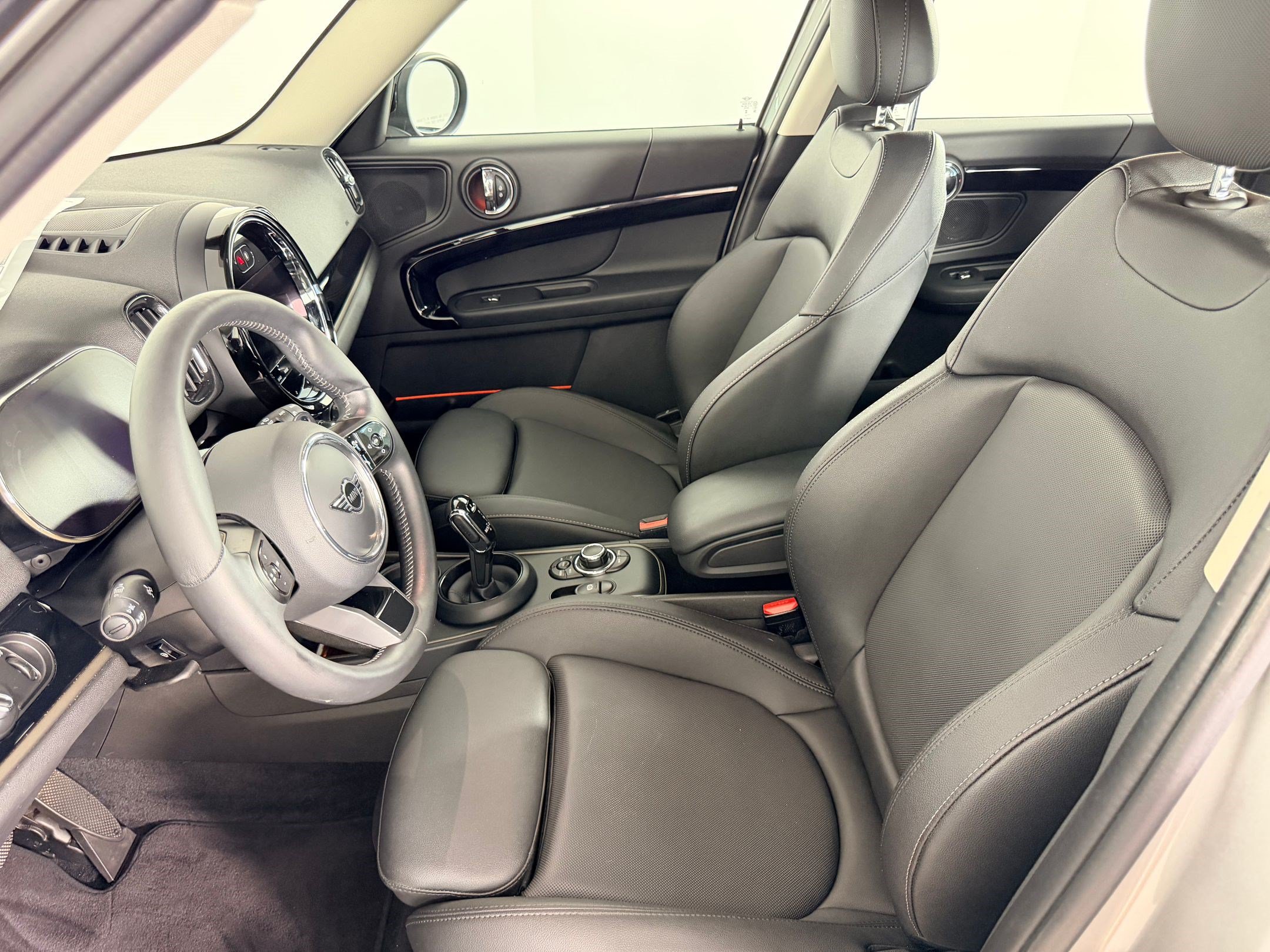 Certified 2024 MINI Cooper Countryman S FWD image 5