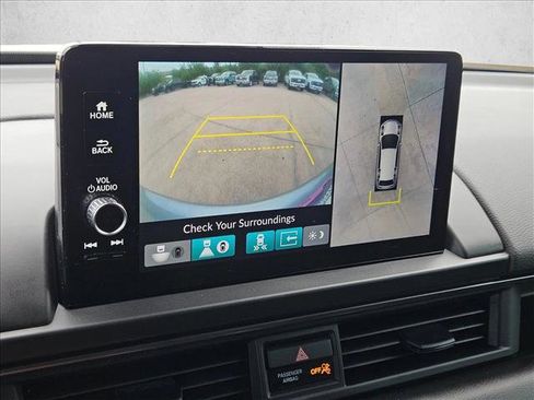 Used 2025 Honda Pilot TrailSport image 14
