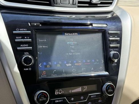 Used 2016 Nissan Murano Platinum w/ Platinum Technology Package AWD/4WD image 16