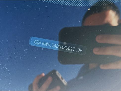 Used 2025 Hyundai Elantra SEL image 37