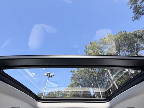 Used 2021 Buick Envision Avenir image 35