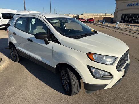 Used 2022 Ford EcoSport S image 18