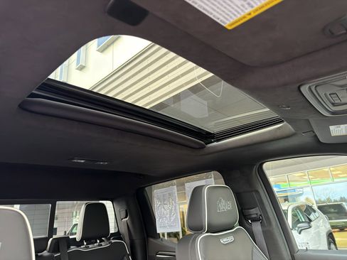 Used 2024 GMC Sierra 1500 AT4X w/ AT4X AEV Edition image 14