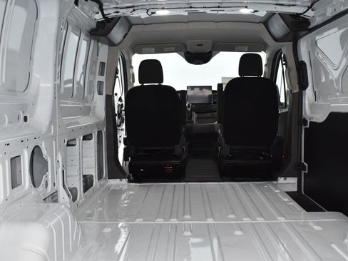 New 2026 Ford Transit 250 Low Roof RWD image 10
