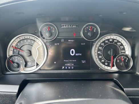 Used 2016 RAM 1500 Laramie w/ Convenience Group image 23